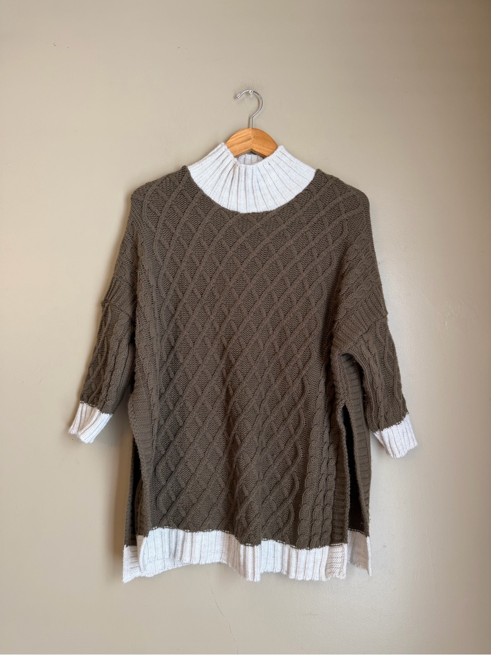Mersea The Lisbon Traveler Mock Neck Sweater Khaki And White Capsule One Size